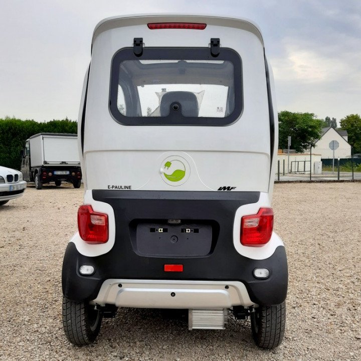 VOITURES SANS PERMIS ELECTRIQUE E-PAULINE BLANCHE